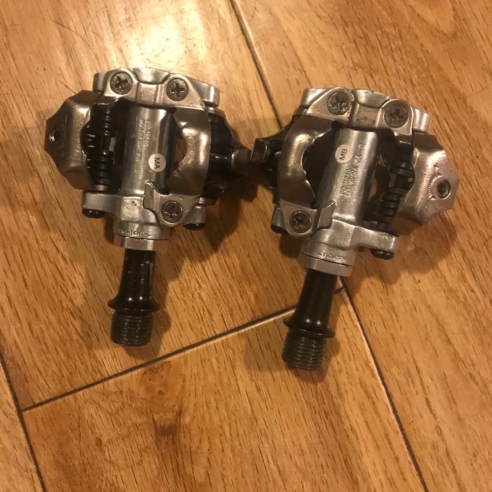 Shimano M504